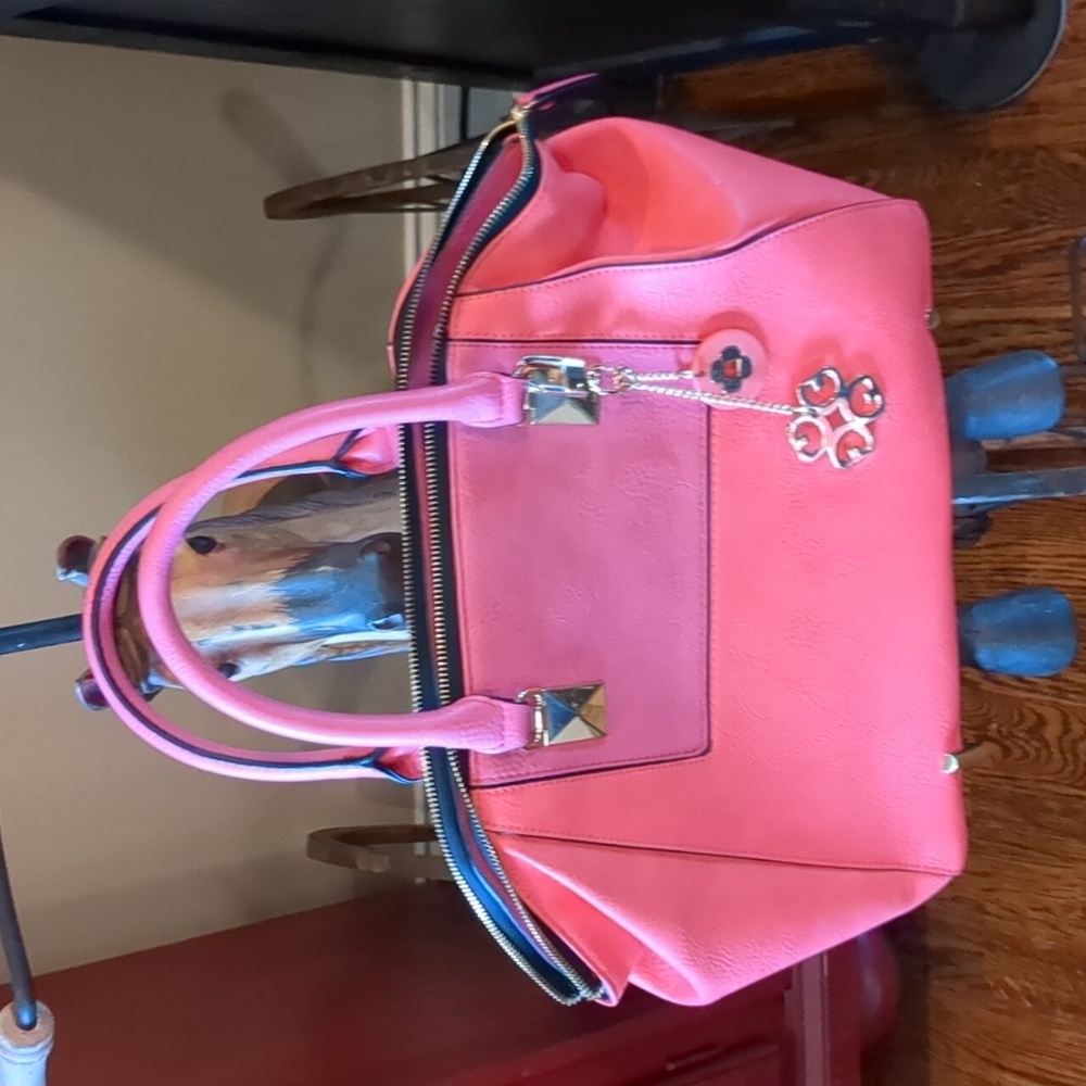 Gianni Bini Two-Tone vinyl bag